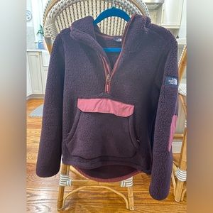 North Face Sherpa quarter zip